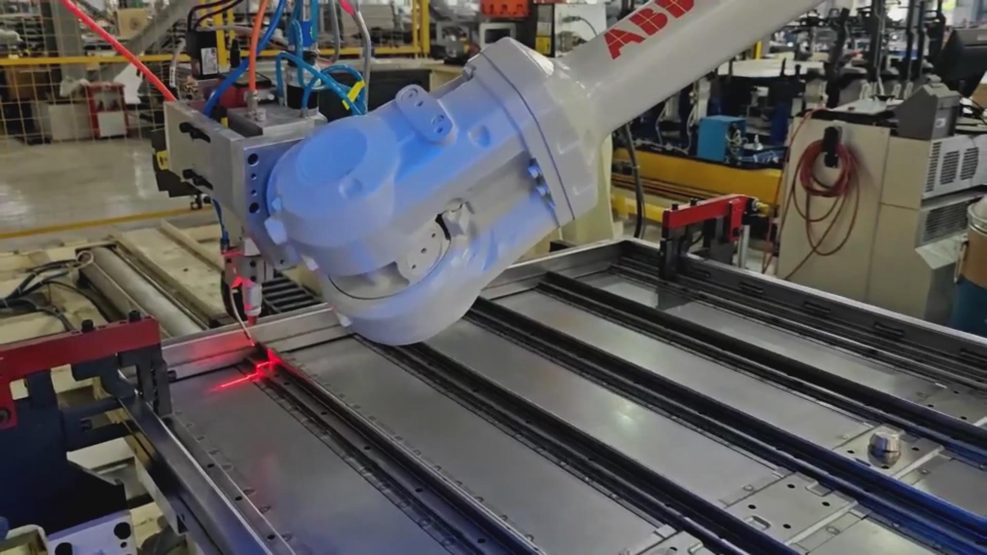 新能源電池托盤焊接：視覺跟蹤系統(tǒng)的成功應(yīng)用